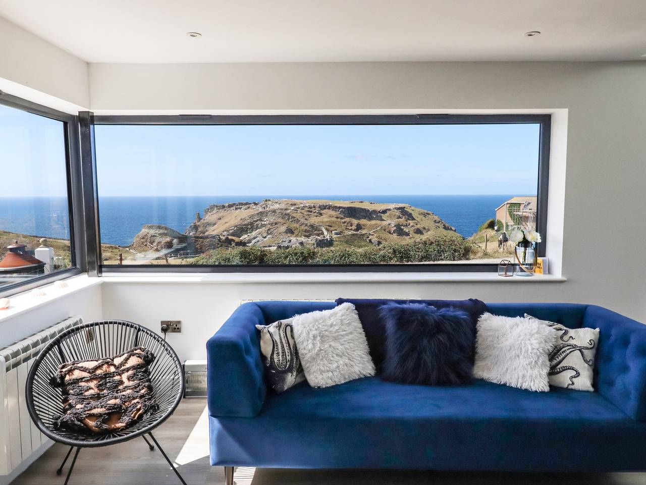 Camelot in Tintagel, Pentire Point - Widemouth