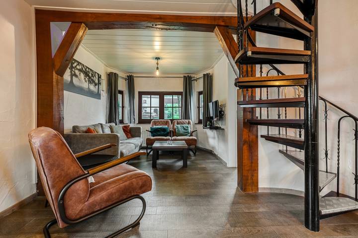 Location de vacances pour 6 personnes, avec terrasse et balcon/terrasse à Trois-Ponts - 2