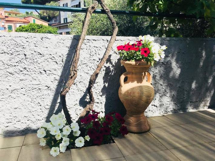 Gîte pour 2 personnes, avec terrasse et jardin à Tellaro - 3