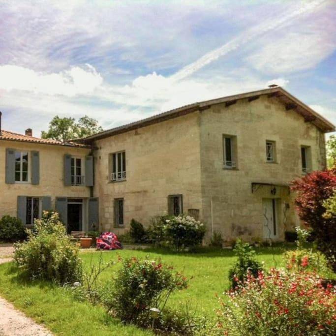 Maison de vacances pour 18 personnes, avec jardin et terrasse ainsi que piscine et vue - 1