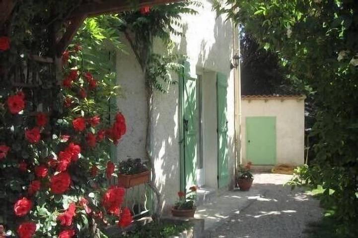 Ganze Wohnung, Für Ihre Ferien, besuchen Sie die Provence ! in Verquières, Arles und Umgebung