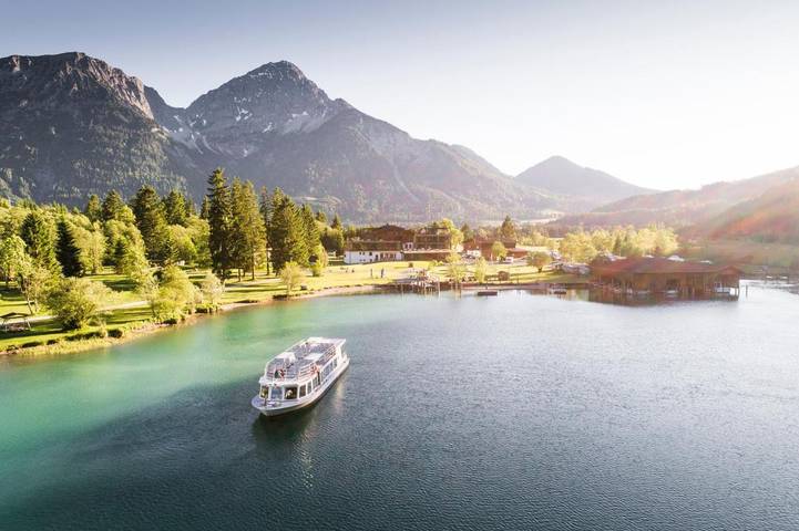 Hotel für 2 Personen, mit Sauna und Ausblick sowie Garten, mit Haustier in Heiterwang - 2