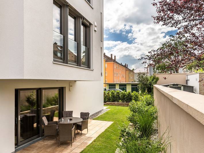 Ganze Ferienwohnung, Primera Apartments - Comfort Apartment, 40 qm, 1 Schlafzimmer, Loggia, max. 2 Personen in Singen, Hegau