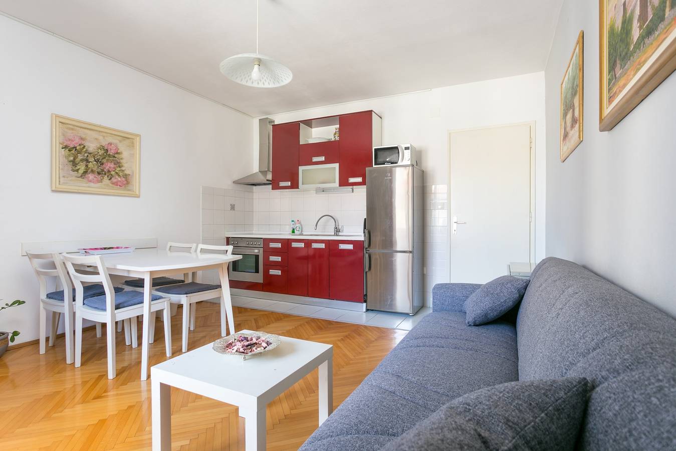 Entire apartment, One bedroom apartment with balcony Split A-21345-a in Split, Split-Dalmatia