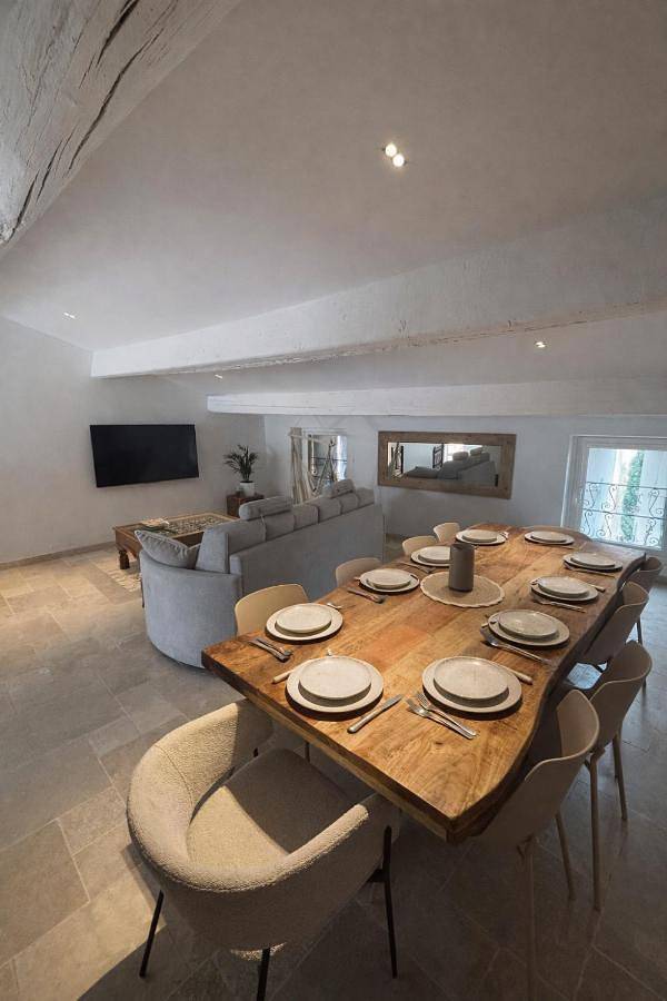 Location de vacances pour 6 personnes, avec terrasse dans Tour Barberousse Chateau De Gruissan - 4