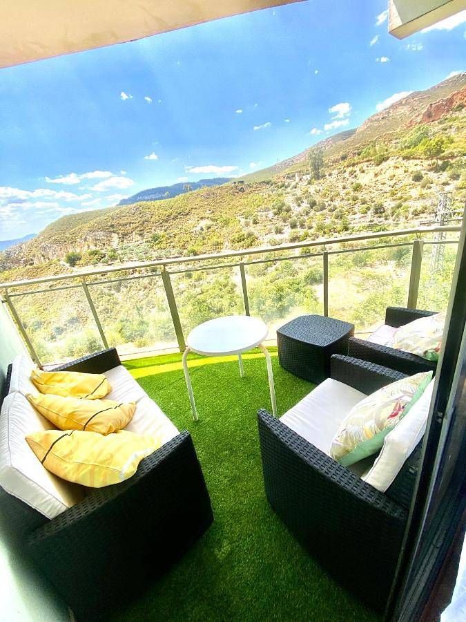 Appartement de vacances pour 6 personnes, avec vue ainsi que balcon et piscine - 1