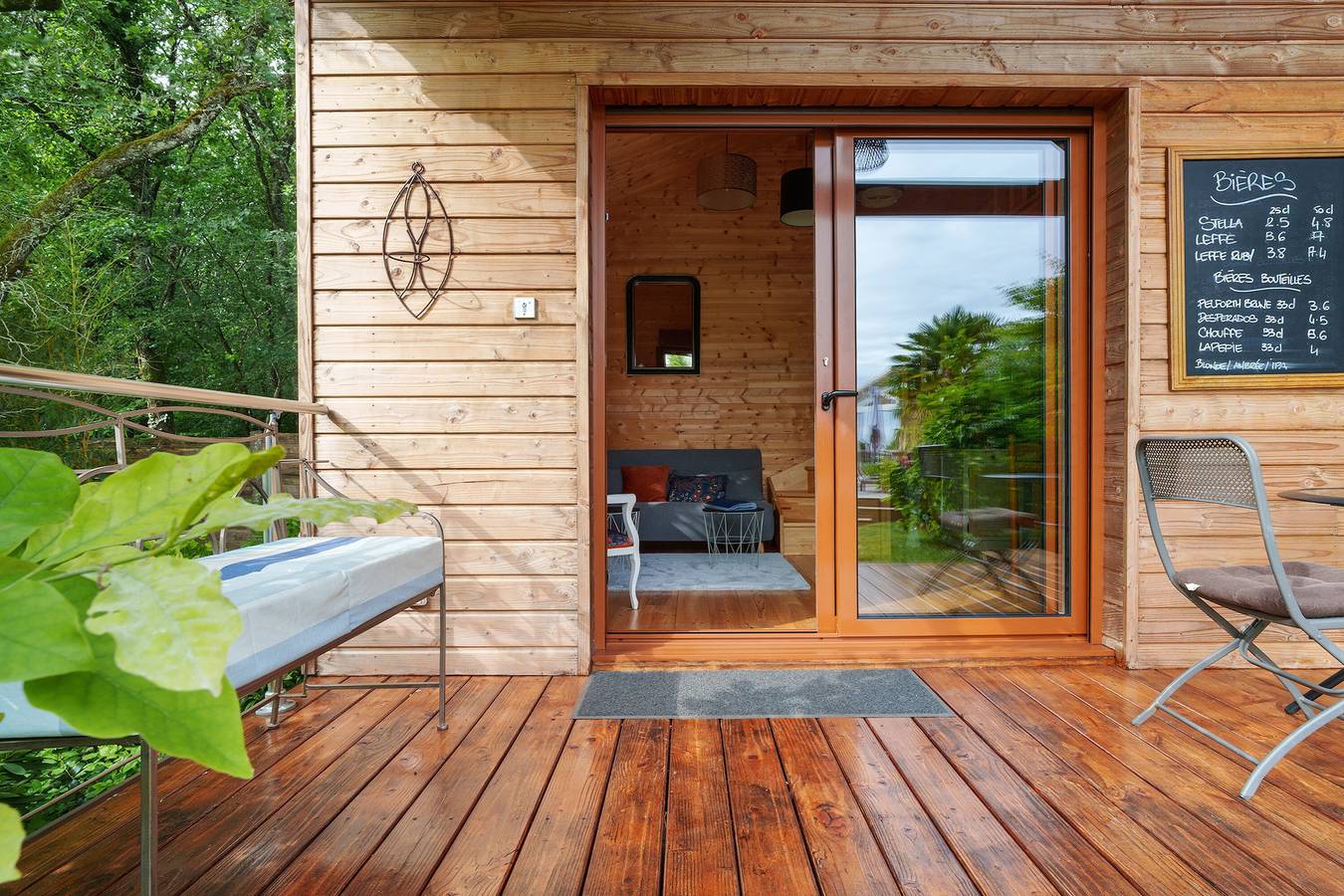 Chalet en périgord vert in Sainte-Croix-de-Mareuil, Parc naturel régional Périgord-Limousin