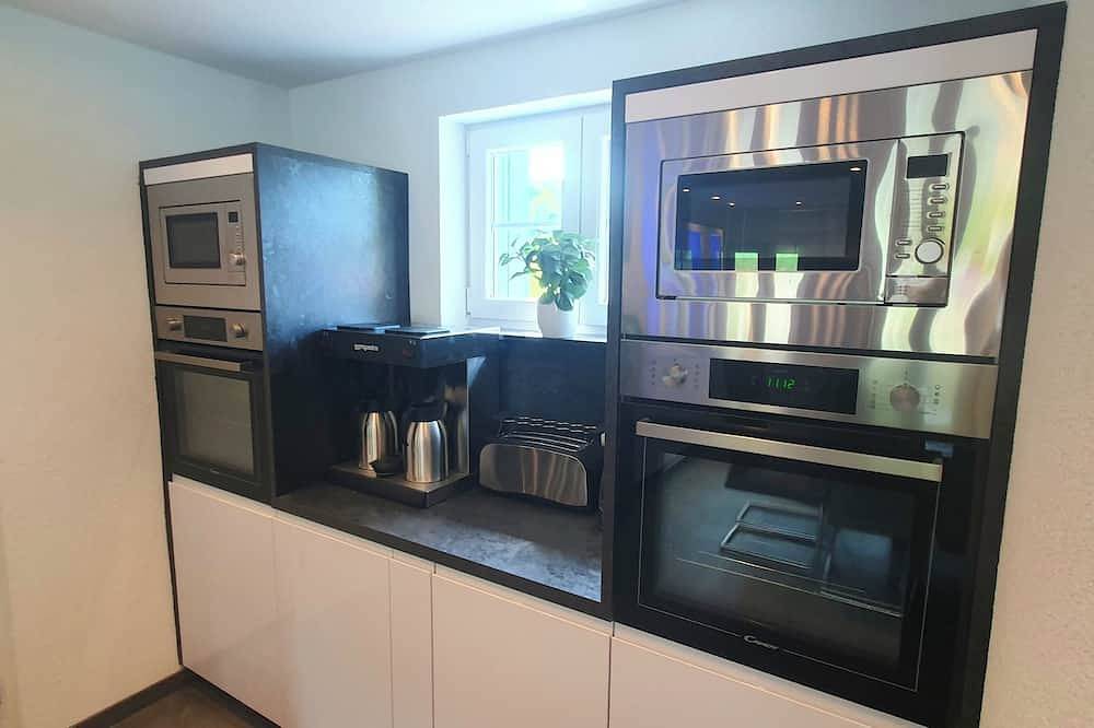 Ferienhaus Schöne Neue Welt, 11 Schlafzimmer, Sauna, Whirlpool, Dampfbad, 5xwc in Reichshof, Oberbergischer Kreis