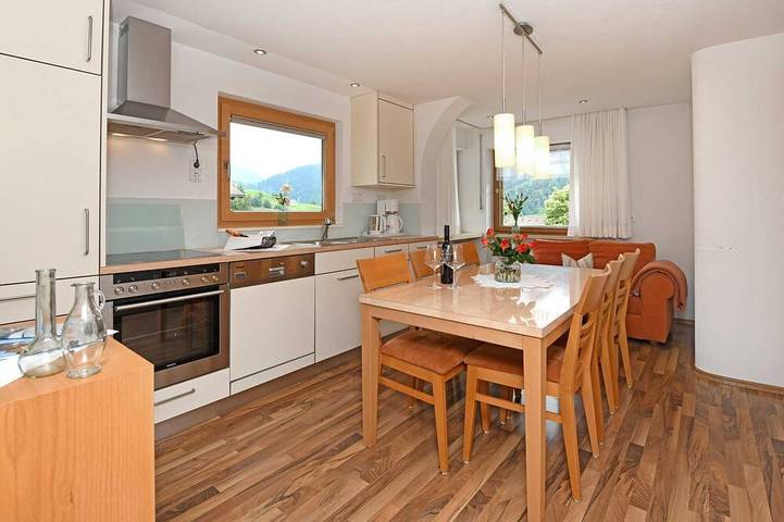 Apartment for 6 people, with balcony in Au