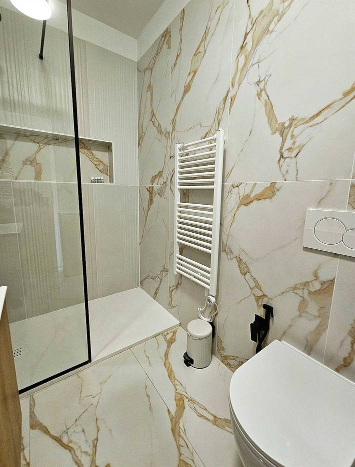 Ganze Wohnung, Ferienwohnung für 4 Personen mit Meerblick in Piran, Slowenische Riviera