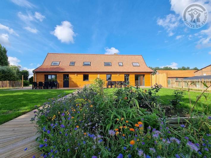 Gîte for 12 people, with Terrace and Yard in Nord-Pas-de-Calais