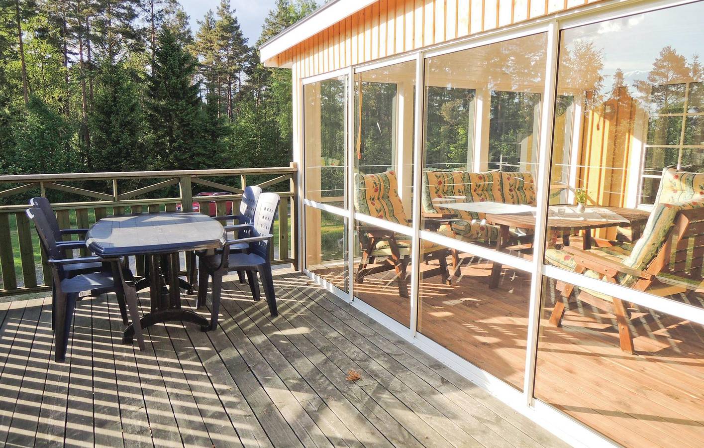 Ferienhaus für 8 Personen mit Terrasse in Kronoberg