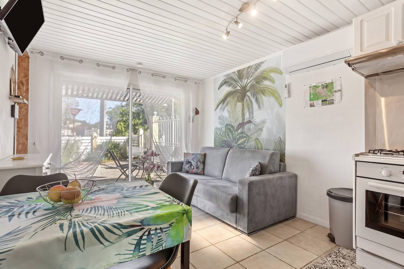Appartement entier, Appartement avec piscine à Vidauban, 32 m² in Vidauban, Région de Draguignan