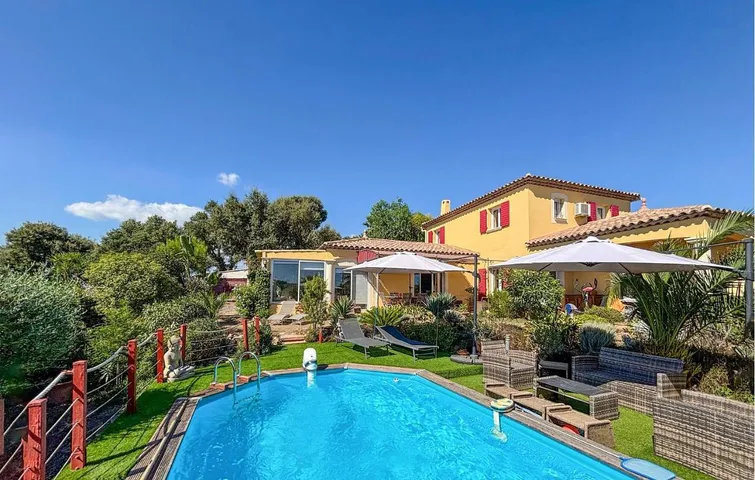 Casa de vacaciones para 6 personas, con terraza y piscina - 1