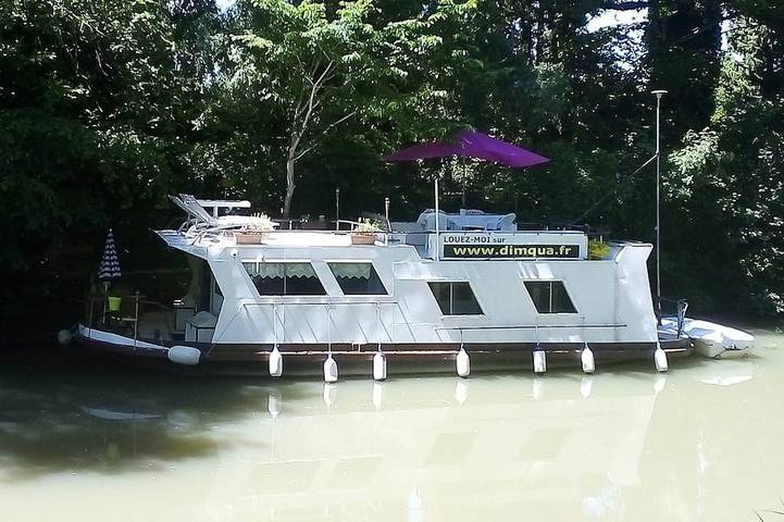 Péniche pour 4 personnes, avec Terrasse et Jardin