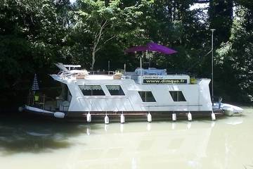 Péniche pour 4 personnes, avec jardin et terrasse à Gardouch