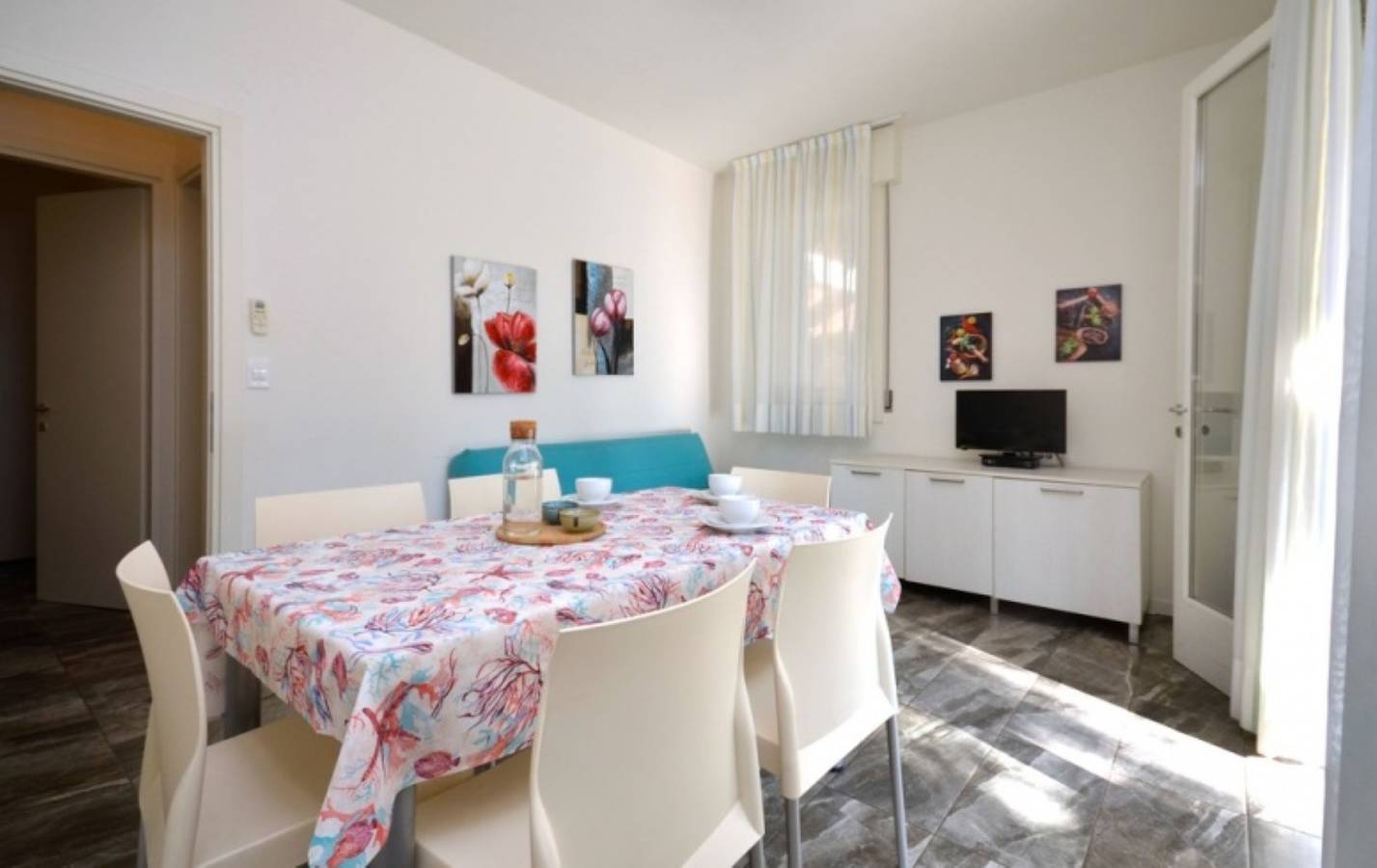 Schöne Villa mit Garten und Grill in Strandnähe in Bibione, San Michele al Tagliamento