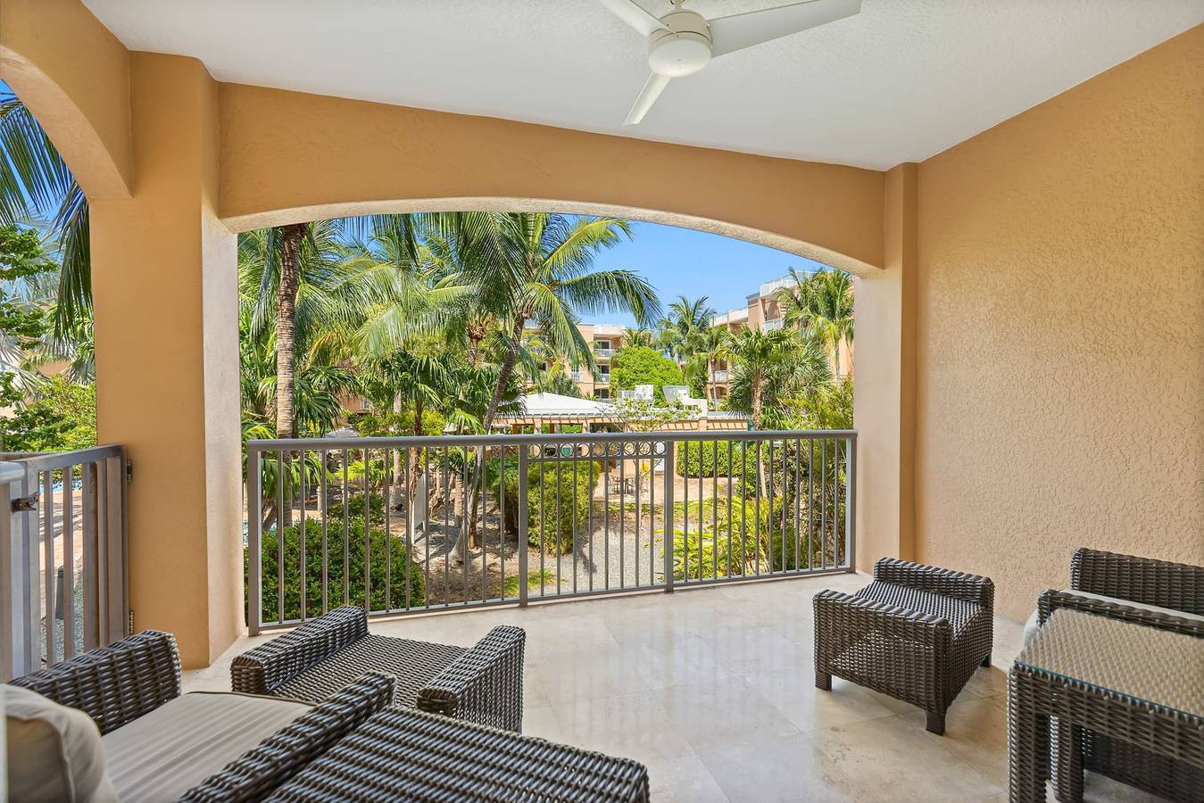 Apartamento entero, Resort View 1Br Suite with Direct Pool Access in Cayo Hueso, Lower Keys