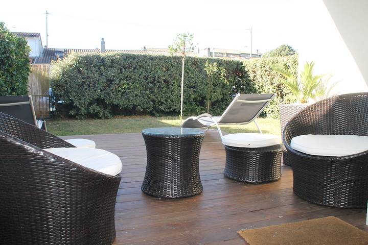 Appartement de vacances pour 4 personnes, avec balcon et jardin