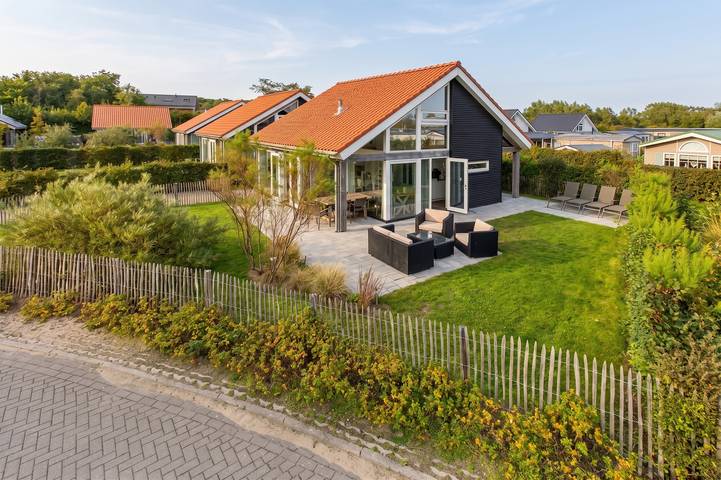Ferienhaus für 6 Personen, mit Balkon/Terrasse und Terrasse sowie Garten in Renesse - 2