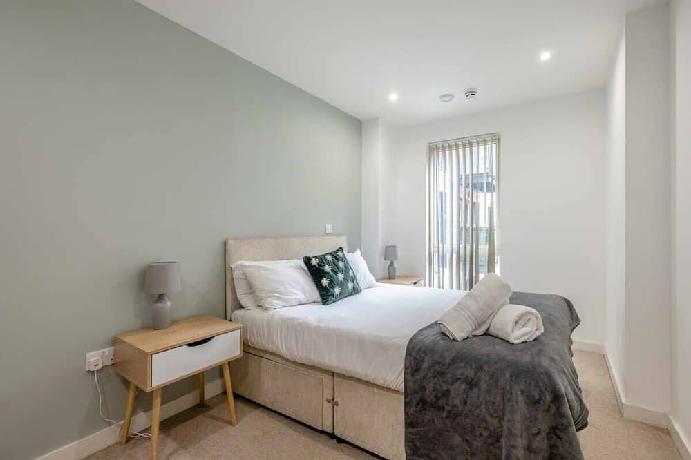 Apartamento entero, 2 Bed @ Slough Station & Parking-London In 20 Mins in Slough, Berkshire