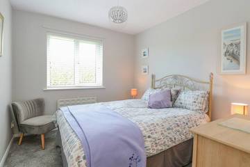 Bungalow for 6 People in Waveney District, Suffolk, Photo 1