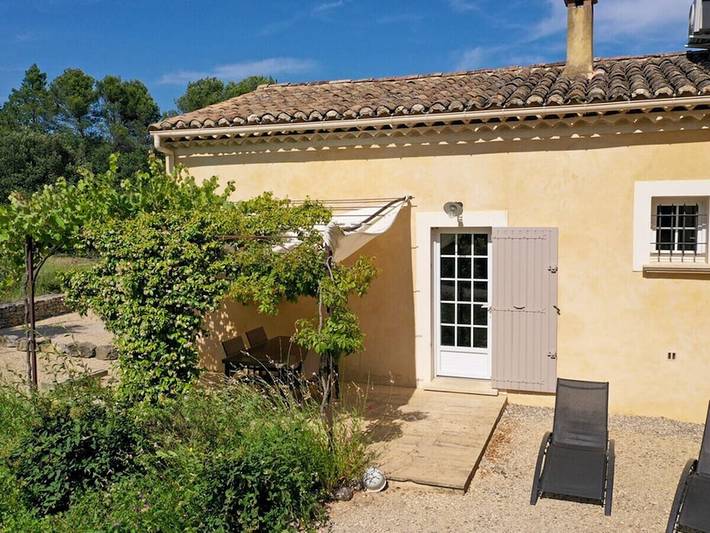 Apartamento vacacional con 2 dormitorios. in Rosellón, Parque natural regional del Luberon