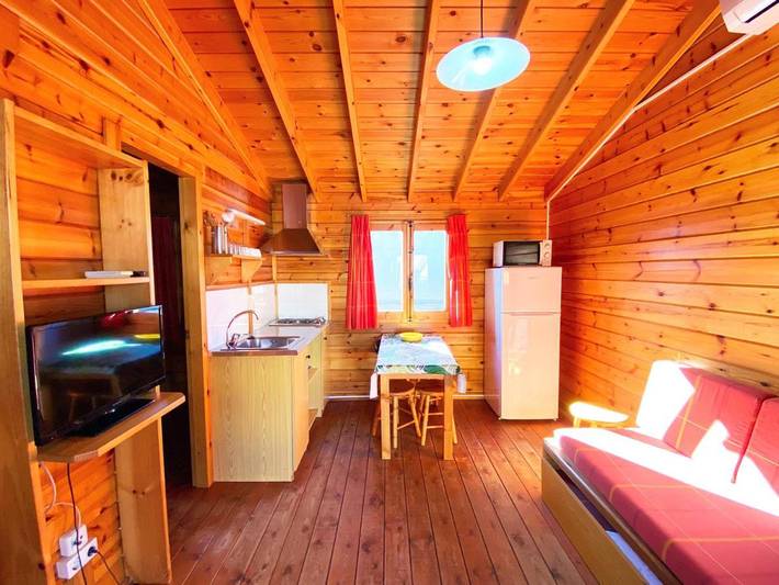 Bungalow für 5 Personen, mit Terrasse und Garten sowie Pool und Ausblick in Peñiscola - 4