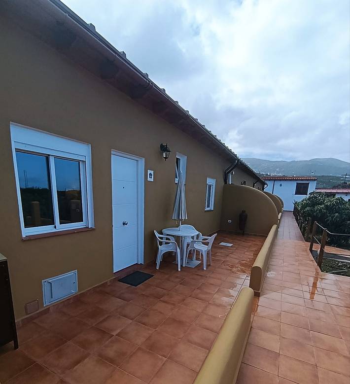 Ferienhaus „Casas Quemahierro“ mit Ausblick, WLAN, Pool und Garten in La Mancha (Icod de los Vinos), Icod de los Vinos