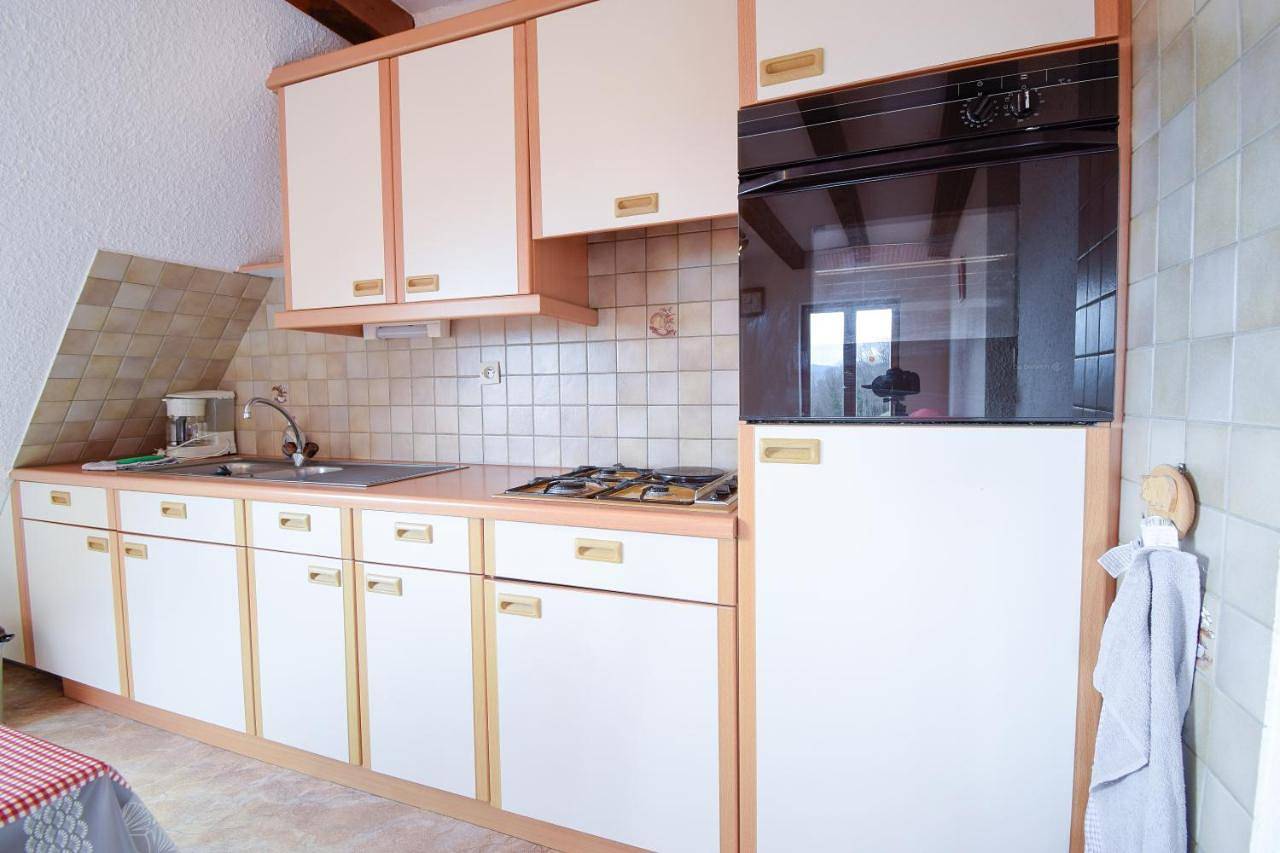 Appartement entier, Two-Bedroom Apartment in Lapoutroie, Parc naturel régional des Ballons des Vosges