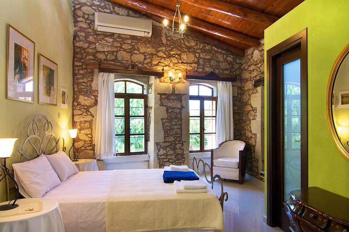 Blue Paradise Villa mit Pool und Jacuzzi für 5 Personen in Tzannakiana, Rethymno und Umgebung