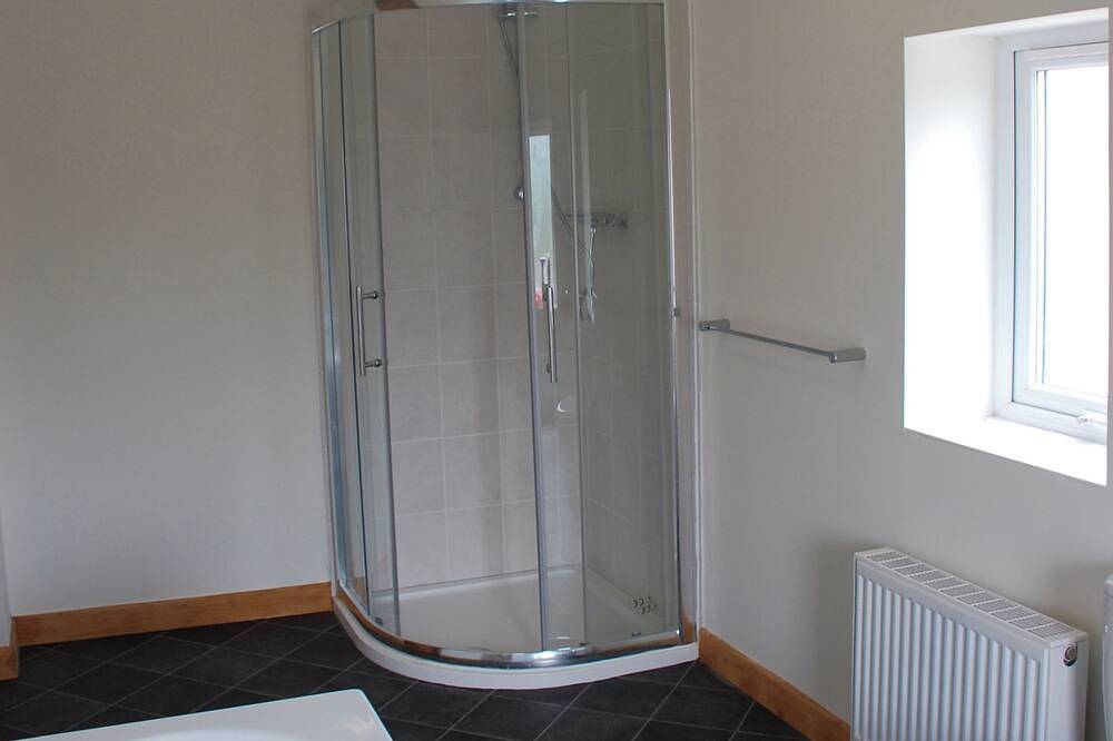 2 bedroom accommodation in Youlgreave near Bakewell in Youlgreave, Derbyshire