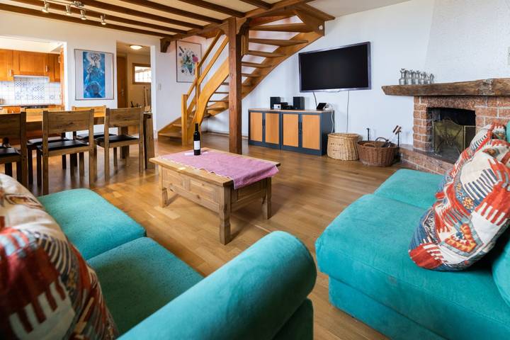 Gîte pour 5 personnes, avec vue sur le lac ainsi que jardin et terrasse - 1