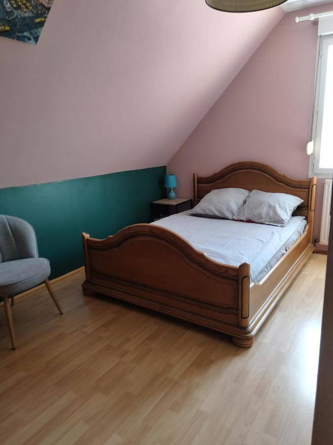Gîte pour 8 personnes, avec Jardin et Vue à Teloché - 2