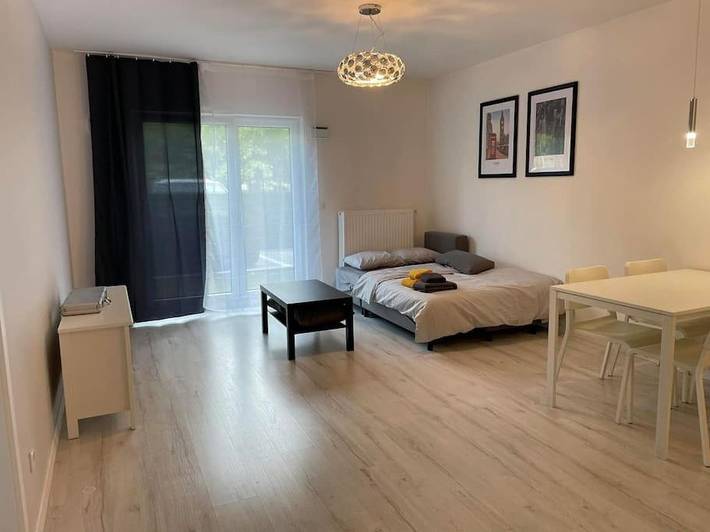 Apartament wakacyjny dla 6 osób, z Taras i Ogród w Białołęka