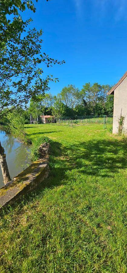 Location de vacances pour 10 personnes, avec jardin ainsi que jacuzzi et sauna à Paris-l'Hôpital - 4