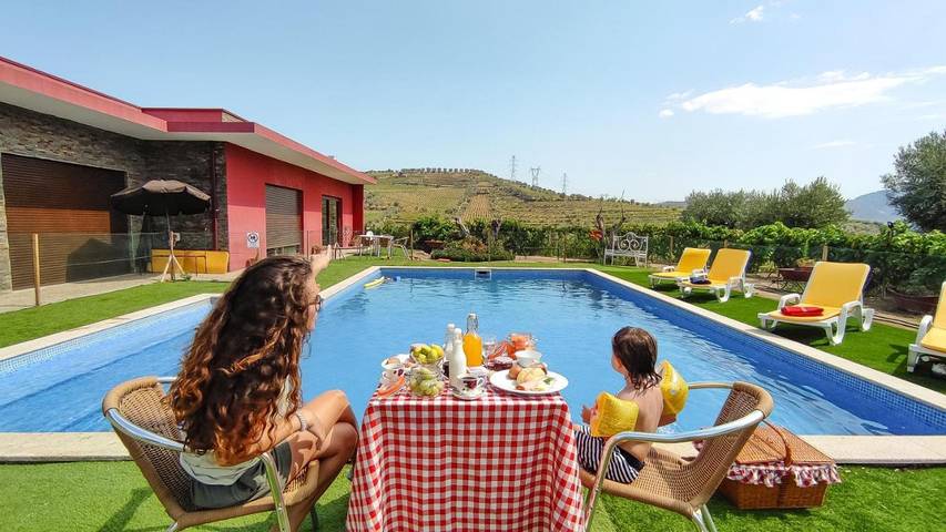 Casa rural para 2 personas, con vistas y piscina para niños además de jardín y piscina en Distrito de Viseu - 2