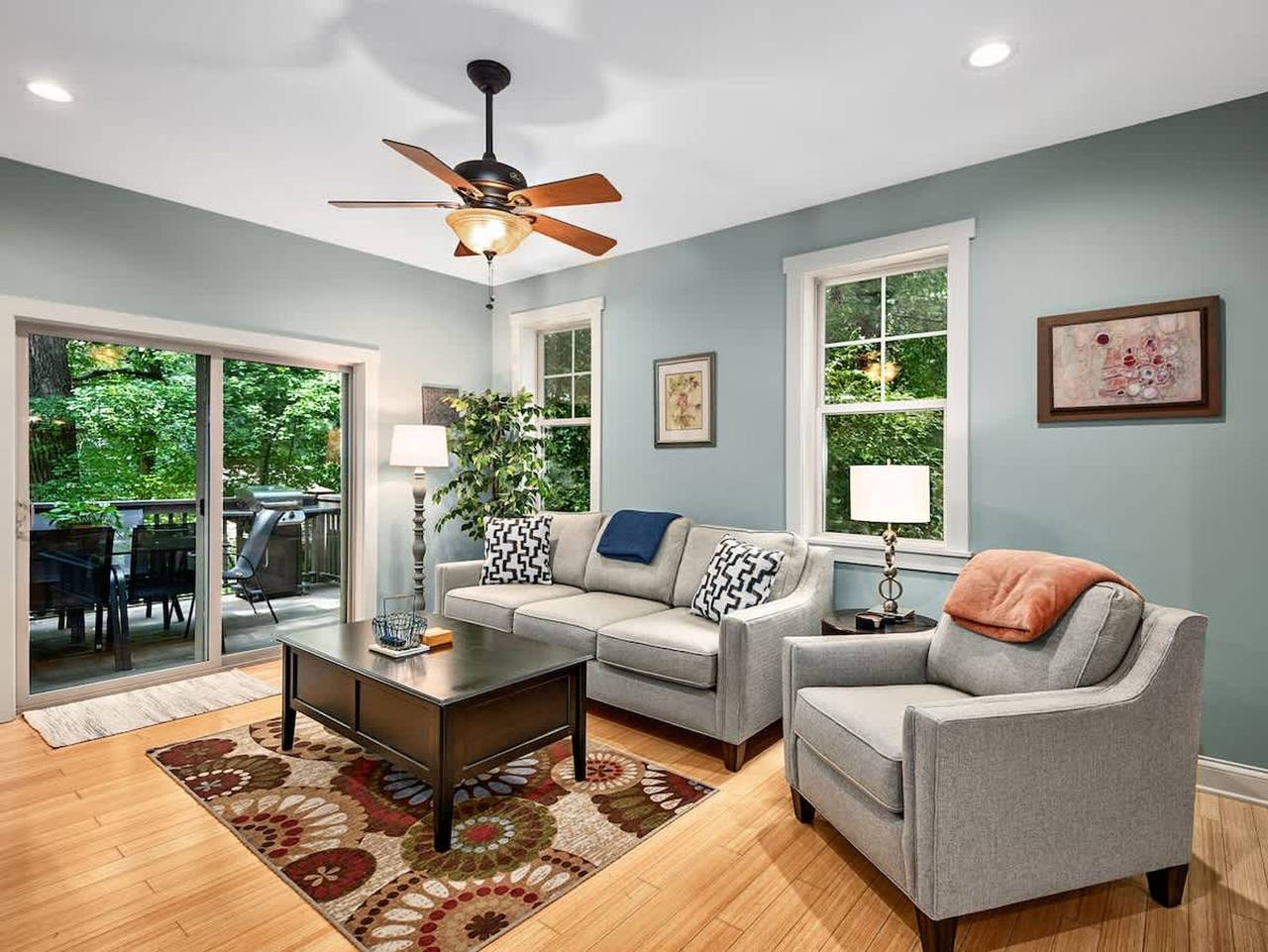 Ganze Wohnung, Cozy 2Br Townhouse w Deck Walk to W Asheville in Blue Ridge Parkway, Asheville