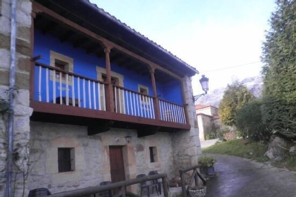 San Julián Haus für 6 Personen
Wir haben auch ein suple und eine Wiege zur Verfügung. in Peñamellera Baja, Sierra del Cuera