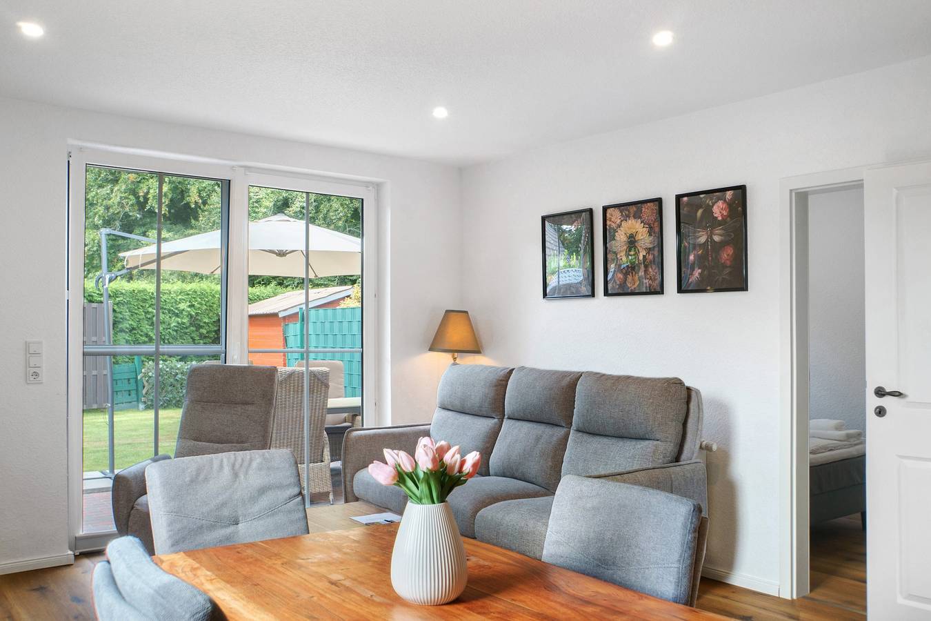 Holiday Home 'Thiesa' with Private Garden and Wi-Fi in Berumbur, Norden and Surroundings