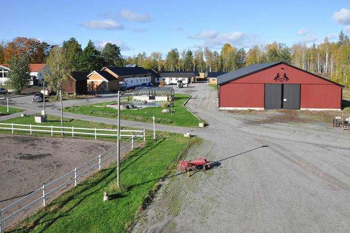 Haustierfreundliches Haus mit 1. in Säffle, Vänern