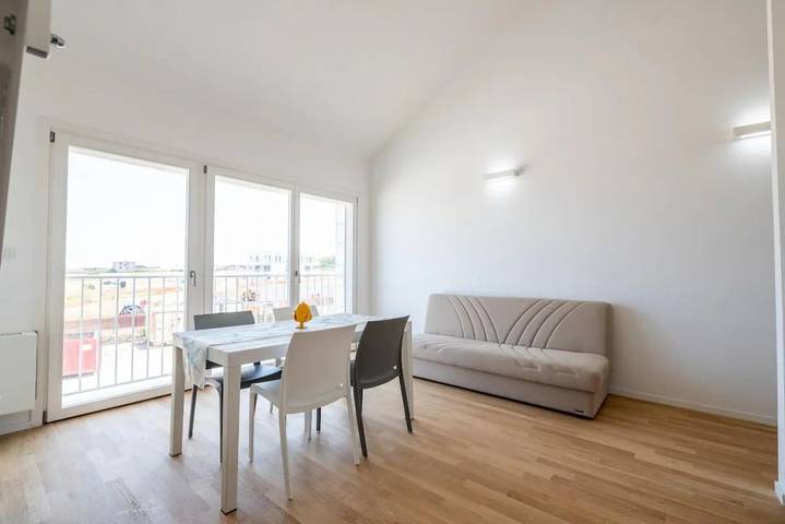 Ferienwohnung für 5 Personen, mit Balkon/Terrasse und Meerblick in Bari - 3