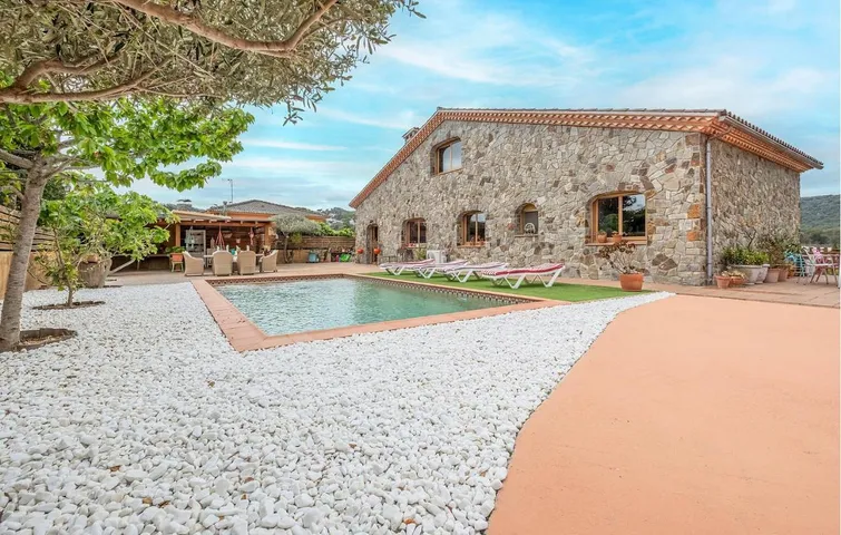 Ferienhaus für 8 Personen, mit Pool - 1