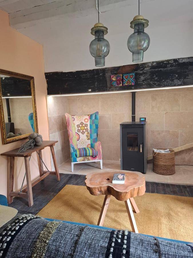 Location de vacances pour 4 personnes, avec Balcon ainsi que Terrasse et Vue à Vieillevie