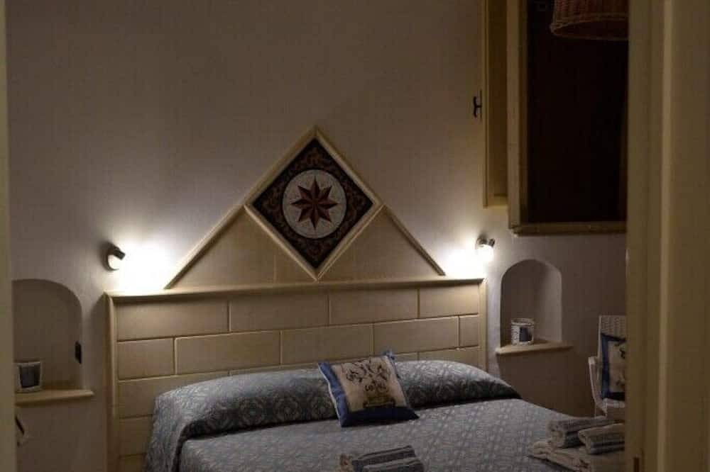 Cozy apartment with sea view in Castro (Lecce), Lecce Province