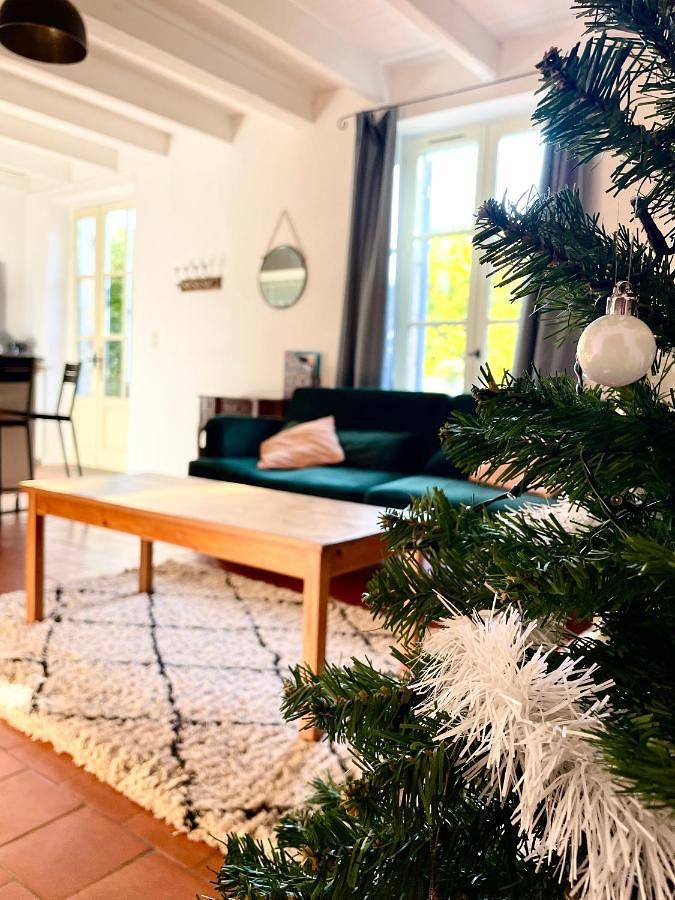 Location de vacances pour 5 personnes, avec vue et jardin, animaux acceptés à Montazeau - 2