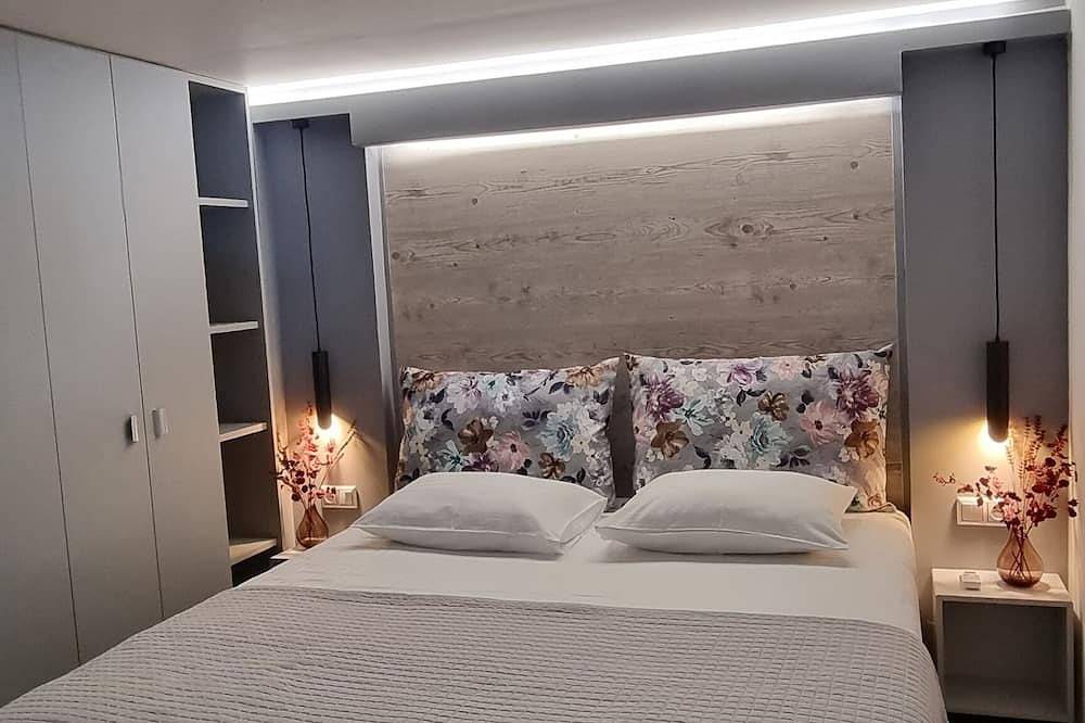 Ganze Wohnung, \"Verde Blue\" Dach-Loft-Luxuxwohnung in Kavala, Kavala Region