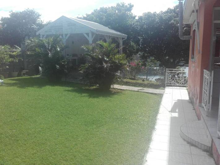 Maison de vacances pour 4 personnes, avec jardin ainsi que jacuzzi et piscine