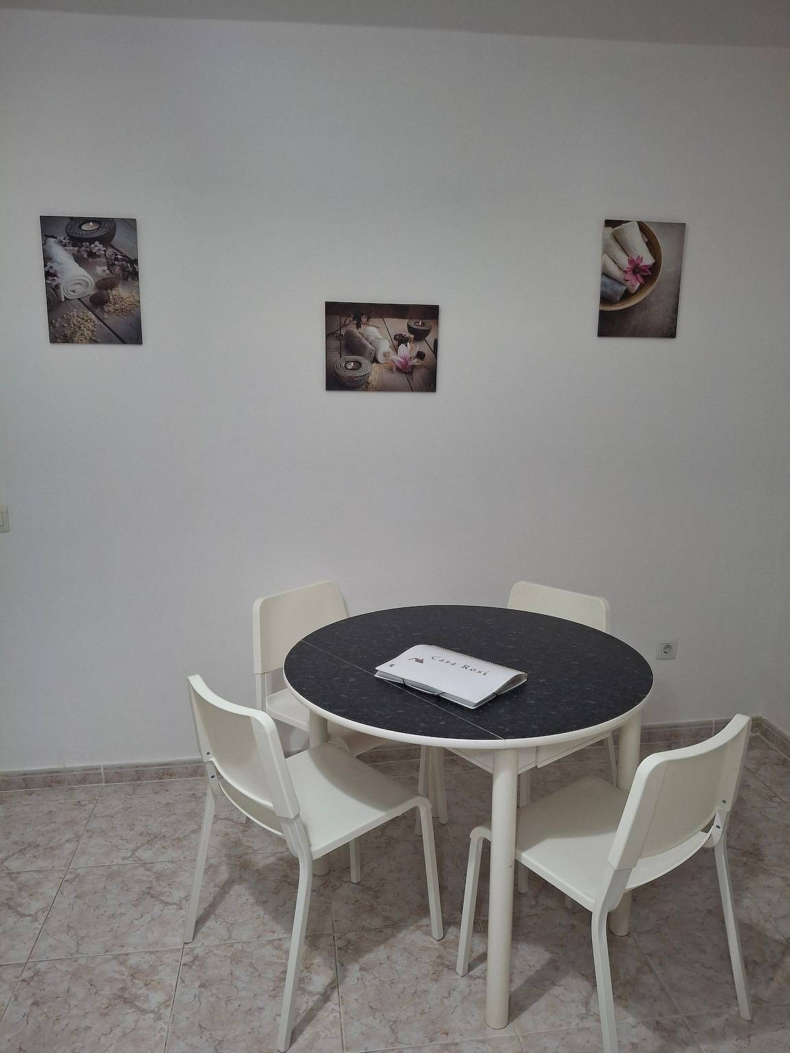 Holiday Home "Casa Rosi" with Mountain Views and Wi-Fi in Playa de Gran Tarajal, Gran Tarajal
