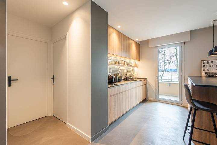 Ferienwohnung für 2 Personen, mit Terrasse und Seeblick in Annecy - 4